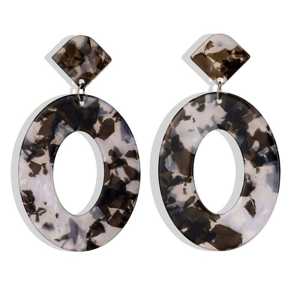 SALE ** BRAND NEW ** BOHO RESIN DROP EARRINGS